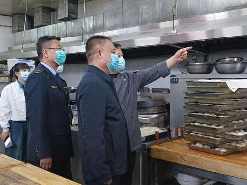 盧劍平帶隊開展“五一”期間市場監管領域安全檢查，筑牢食品藥品與特種設備安全防線